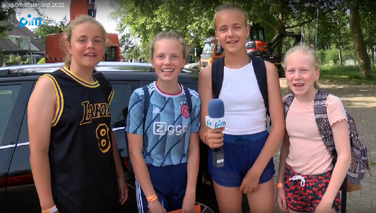 Leerlingen groep 8 strijden met elkaar tijdens de Slag om Waterland