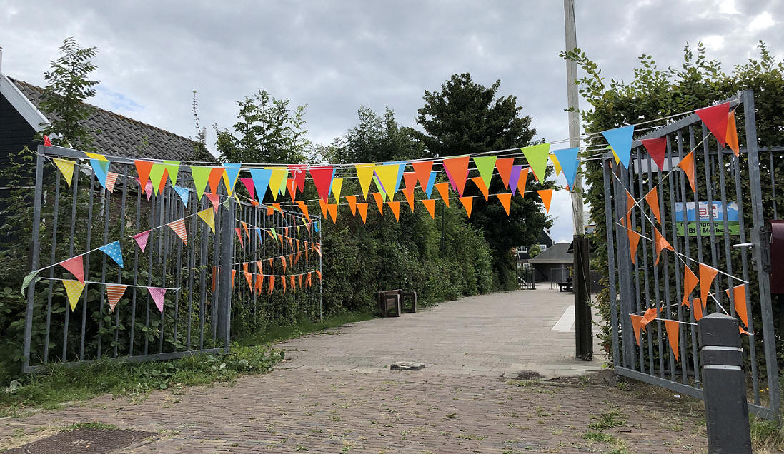 Leerlingen werden feestelijk ontvangen op De Rietlanden