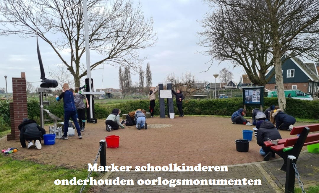 Marker schoolkinderen onderhouden oorlogsmonumenten