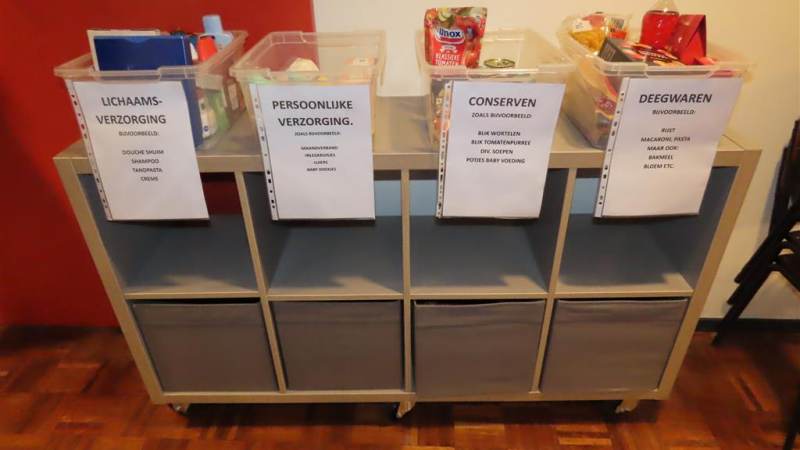 Voedselkast in dorpshuis Het Trefpunt